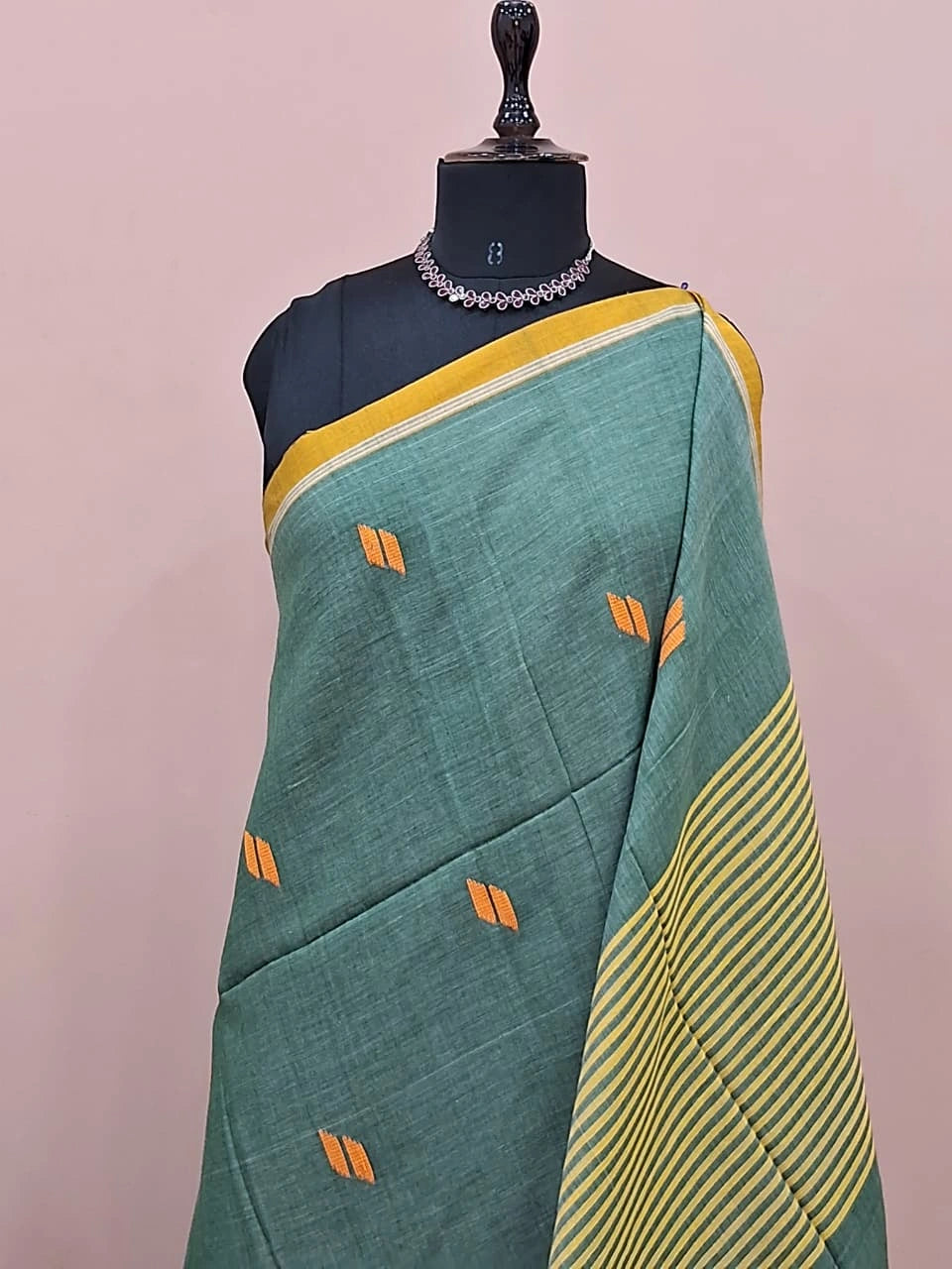 Olive Green Khadhi Cotton Saree 1