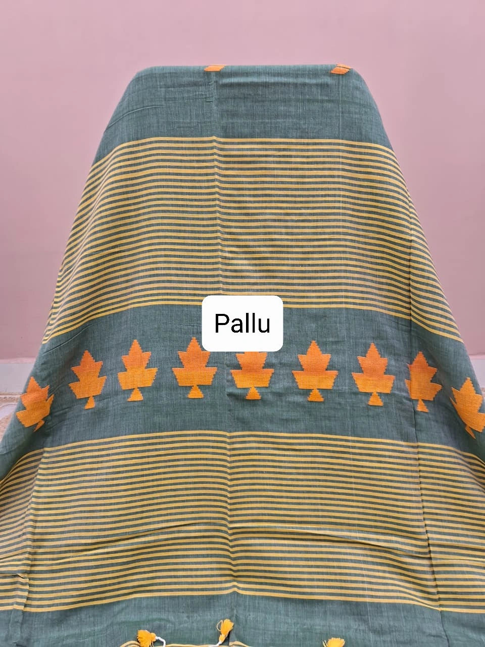 Olive Green Khadhi Cotton Saree Pallu
