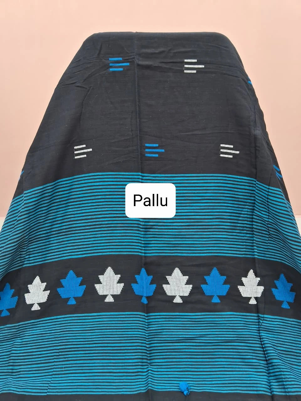 Black Khadhi Cotton Saree Pallu