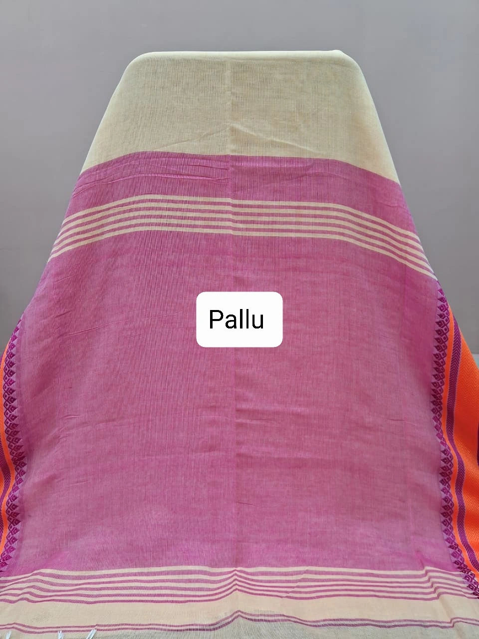 Cream plain Khadhi Cotton Saree Pallu