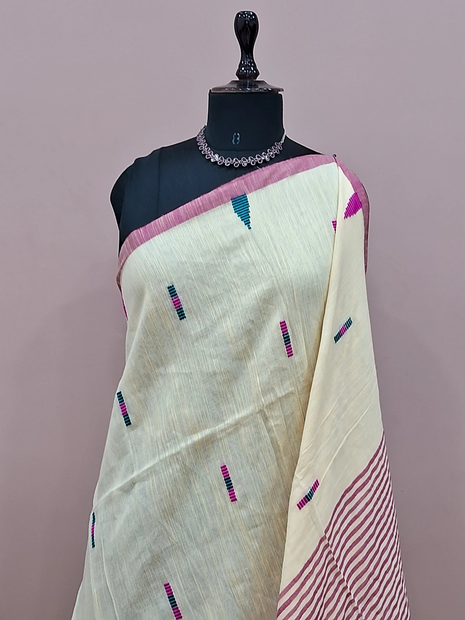 Cream Khadhi Cotton Saree 1