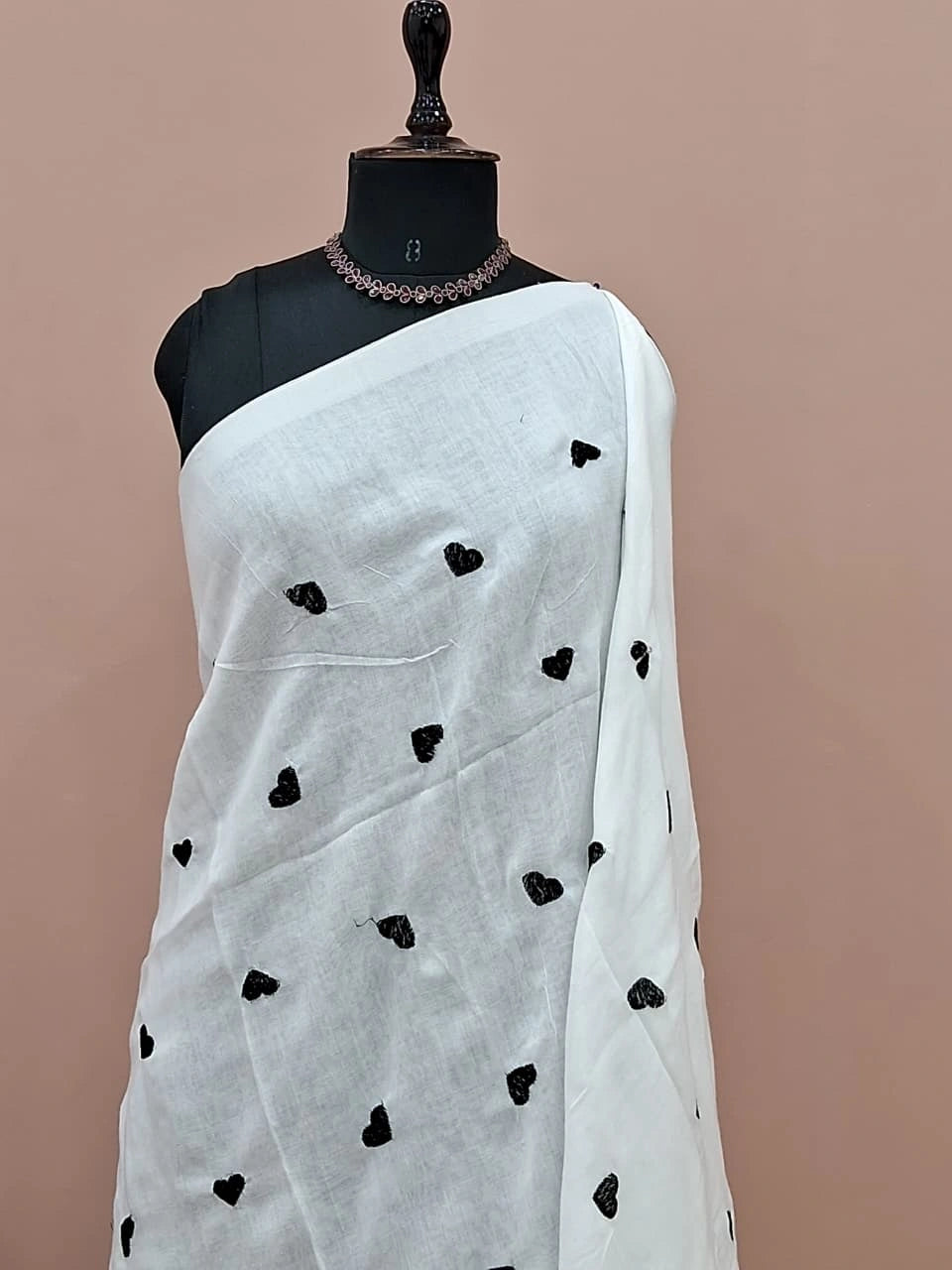 White Khadhi Cotton Saree 1