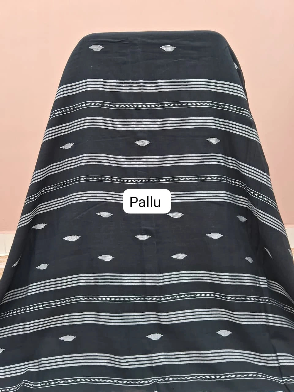 Black Khadhi Cotton Saree Pallu