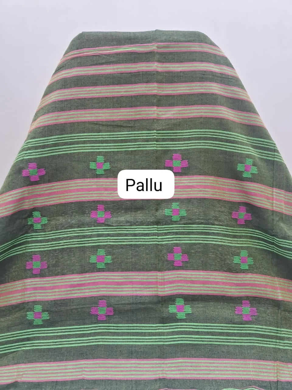 Army Green Khadhi Cotton Tissue Saree pallu