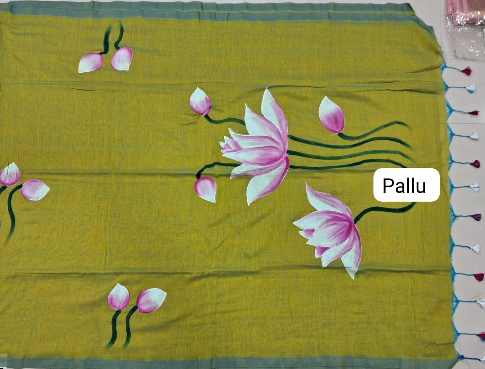 Mehandi Green Khadhi /Mulmul Cotton Saree Pallu