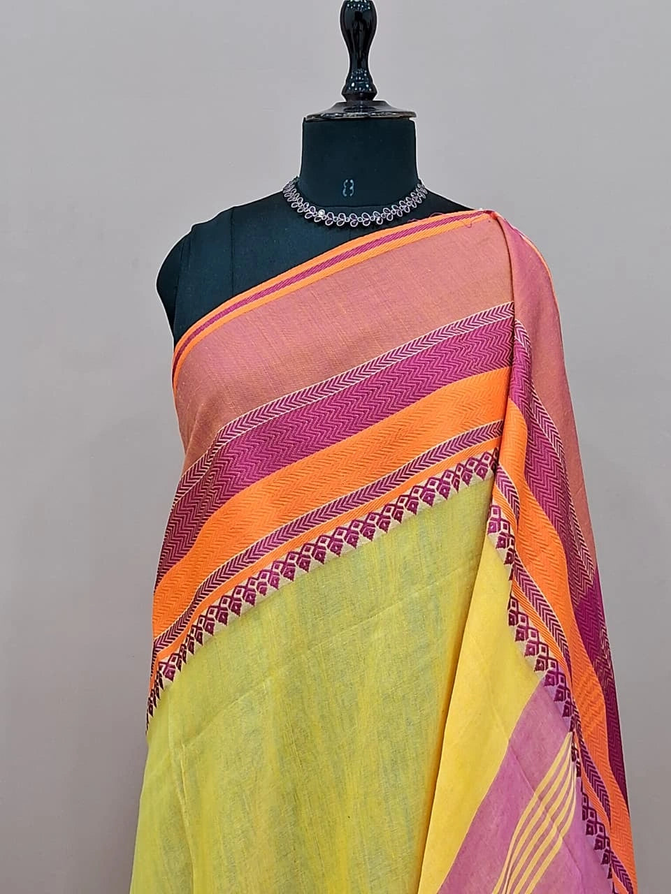 Lemon Yellow Plain Khadhi Cotton saree 1