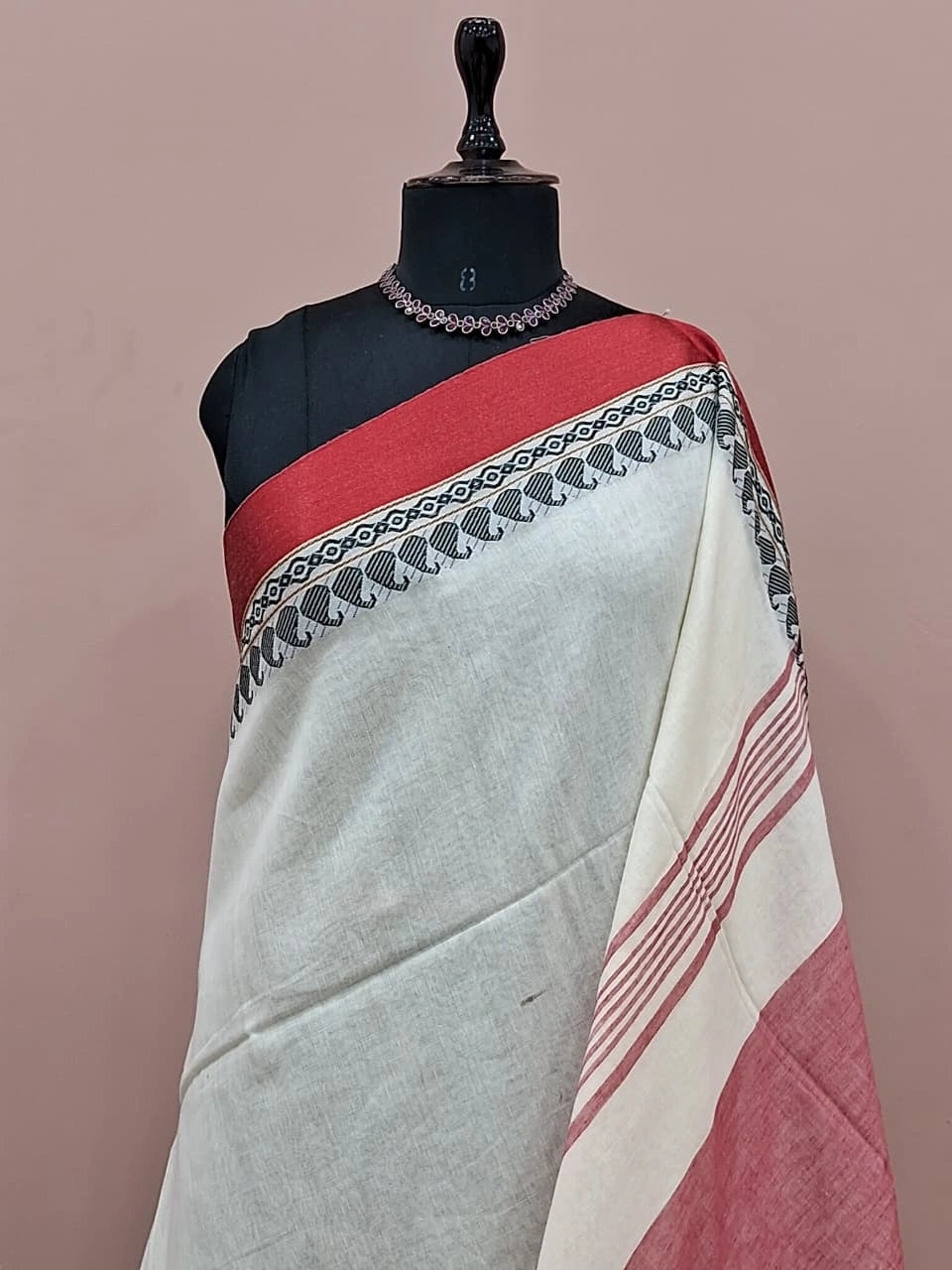 Off-White plain khadhi cotton saree 1
