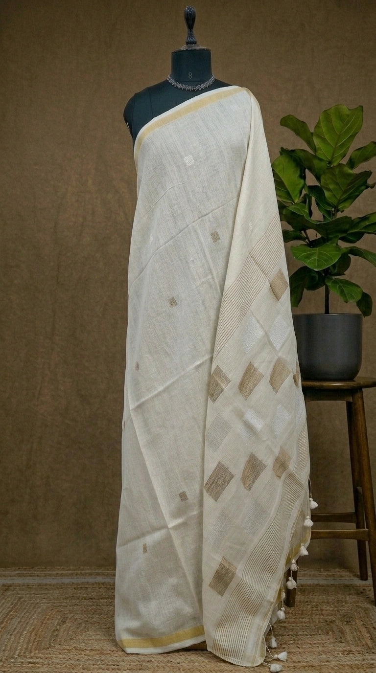 Off-white khadhi cotton saree 
