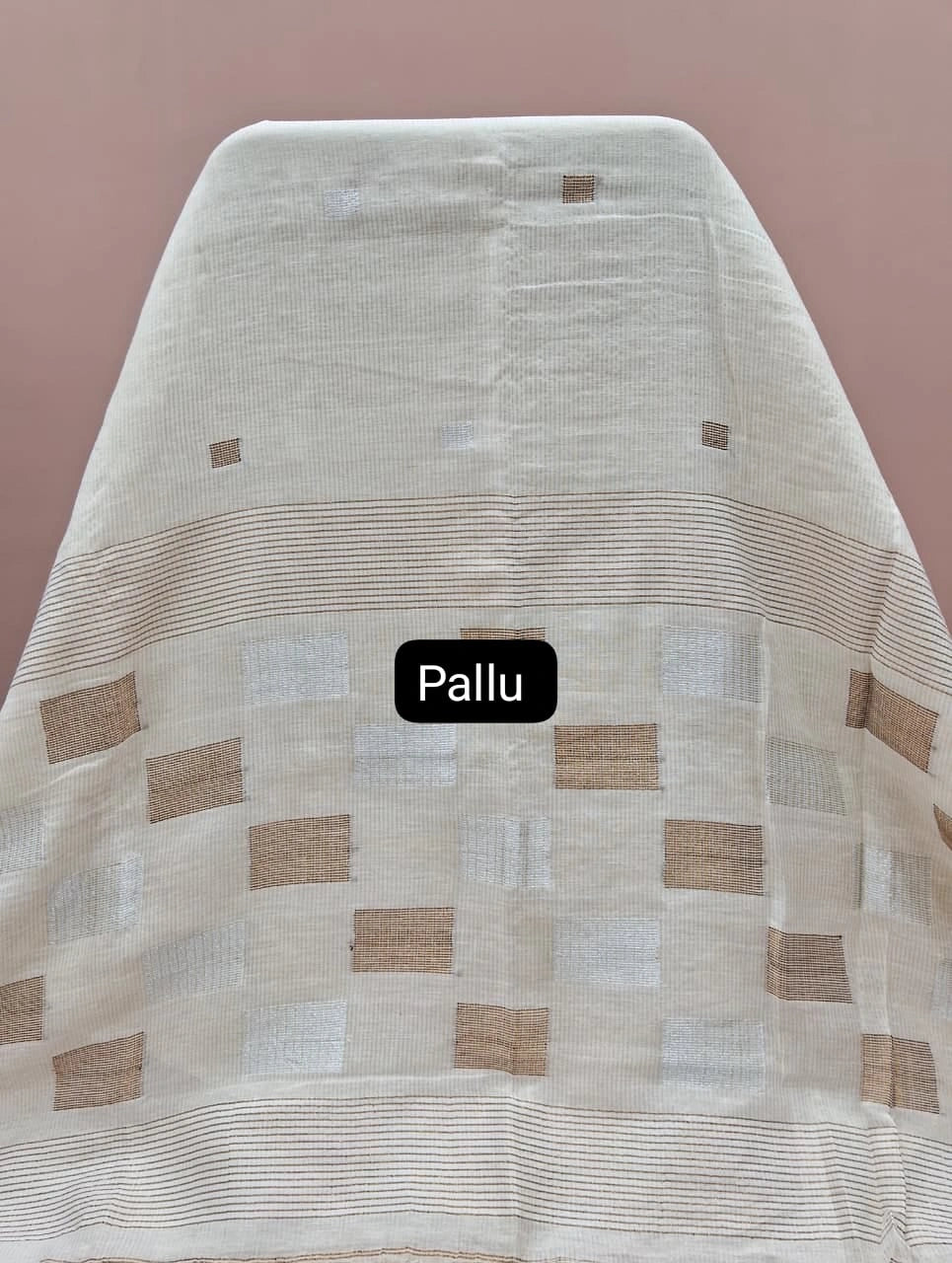 Off-white khadhi cotton saree pallu