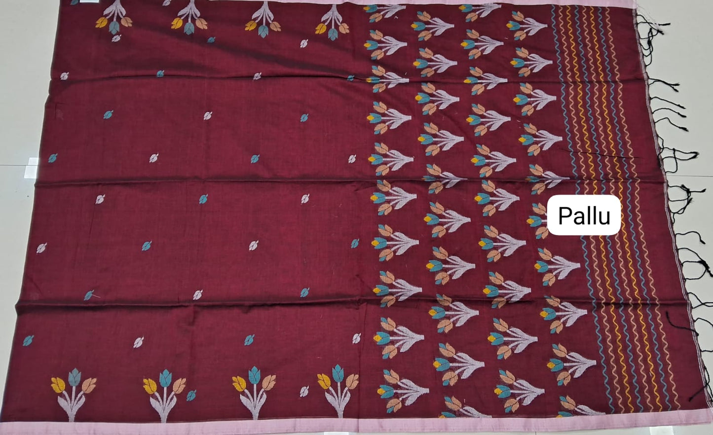 Maroon Khadhi Cotton Saree pallu