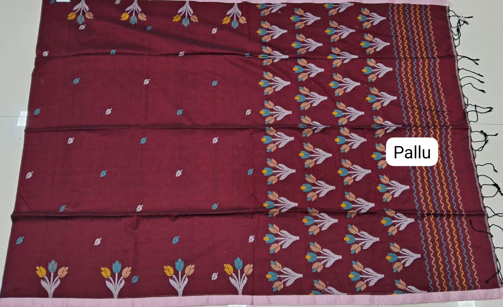 Maroon Khadhi Cotton Saree pallu