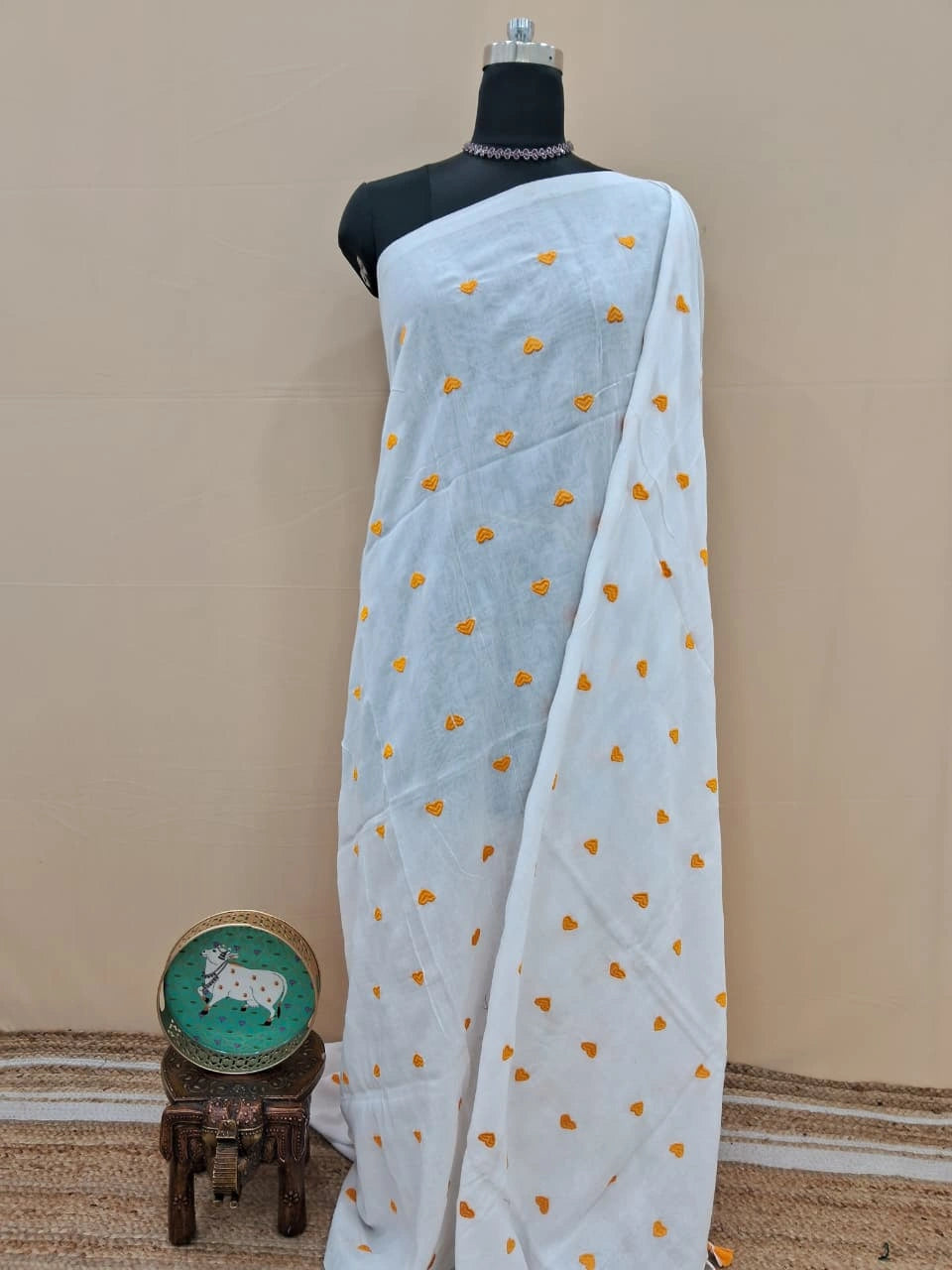 Regal Ivory White Khadhi Cotton Handloom Saree