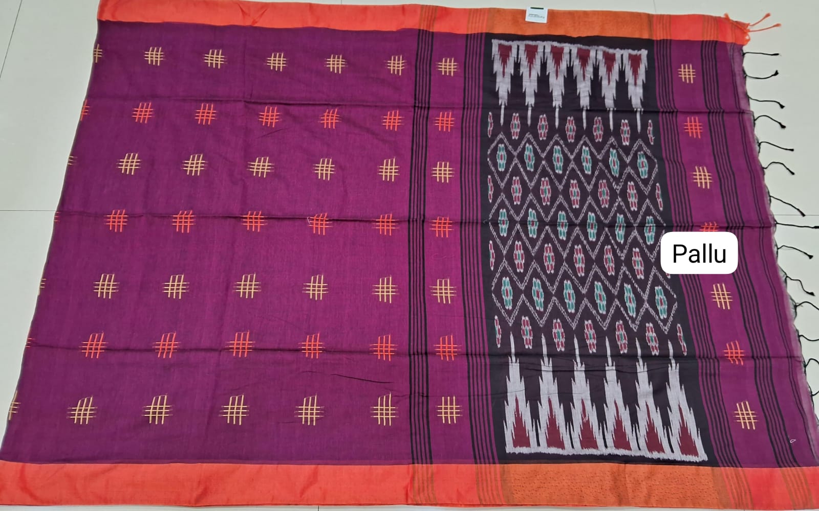 Magenta Pink Khadhi Cotton Saree pallu