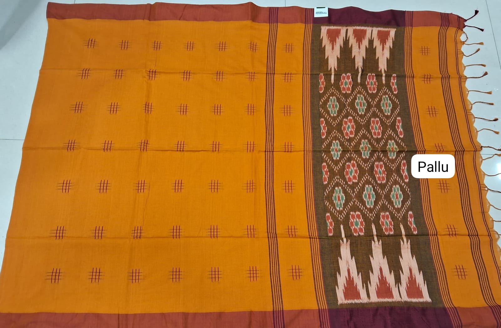 Yellow Khadhi Cotton Saree pallu