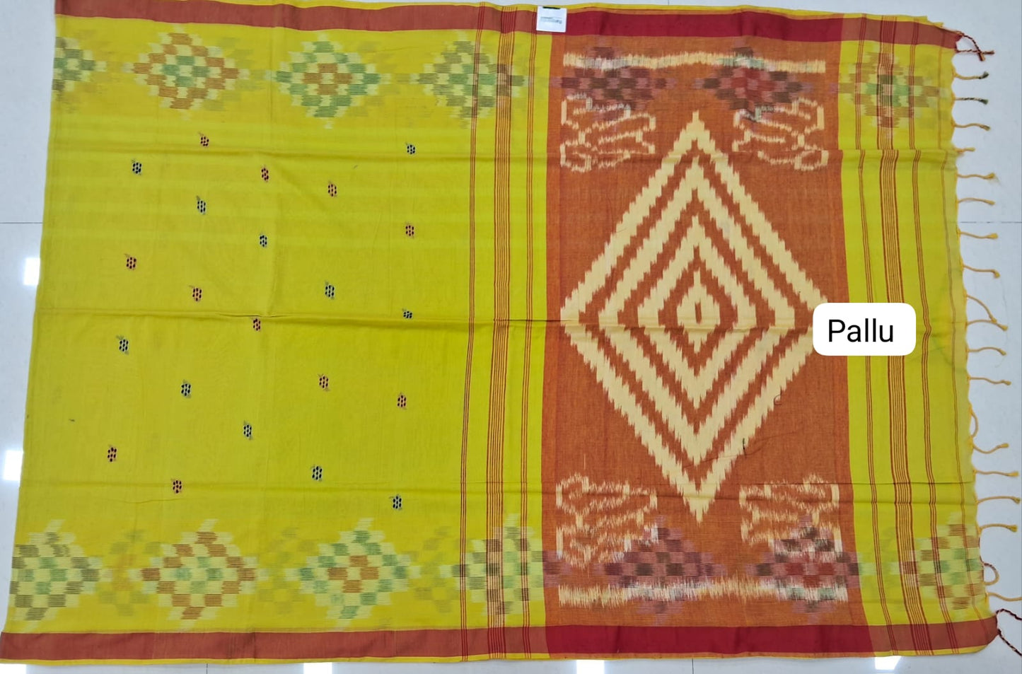 Lemon Yellow Khadhi Cotton Saree pallu