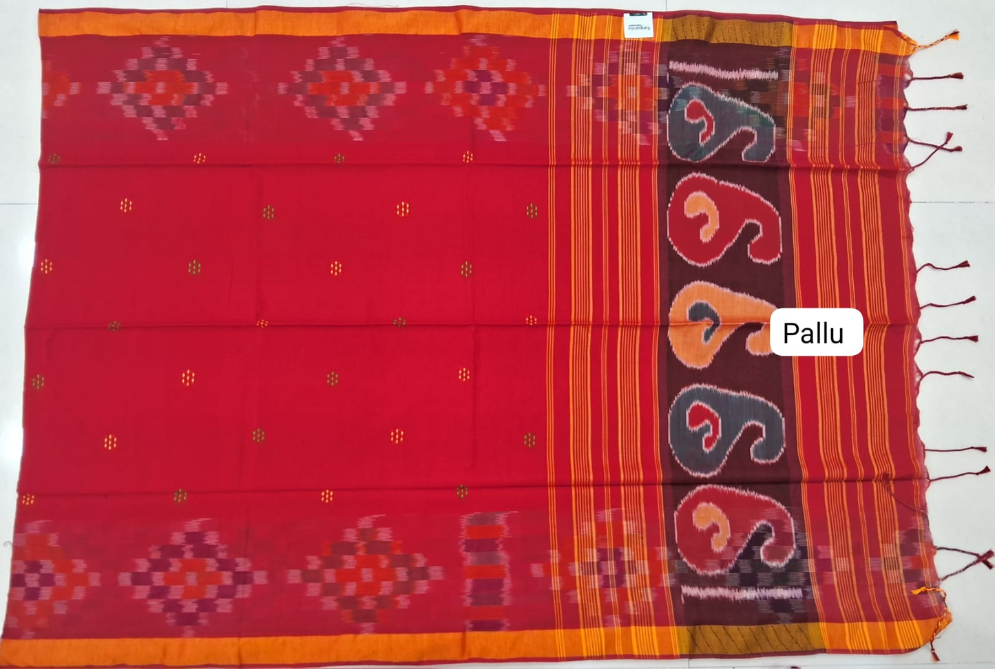 Candy Red Khadhi Cotton Saree pallu