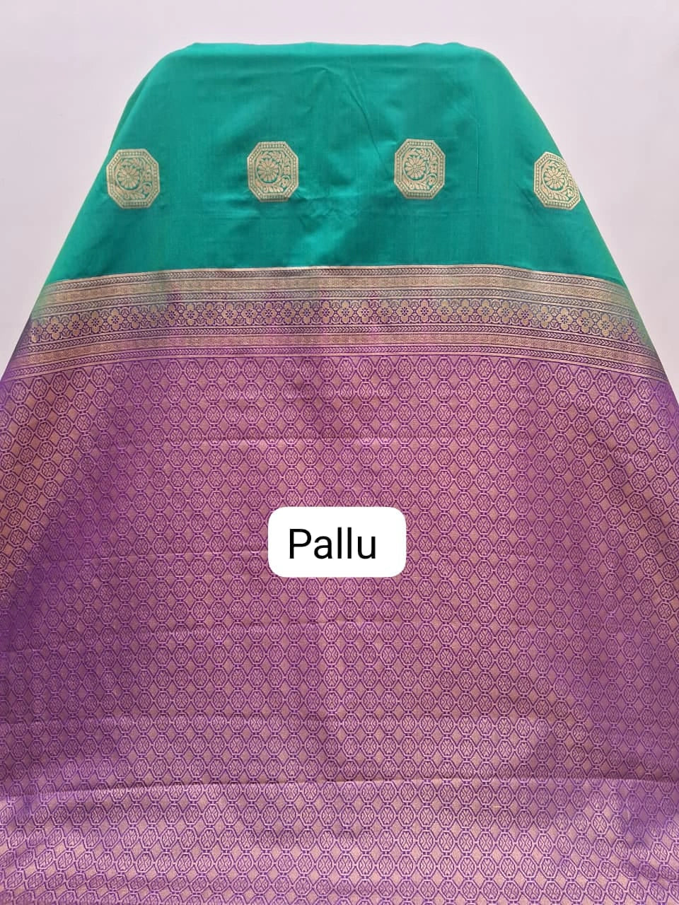 Green Kanchi Soft Silk Saree pallu