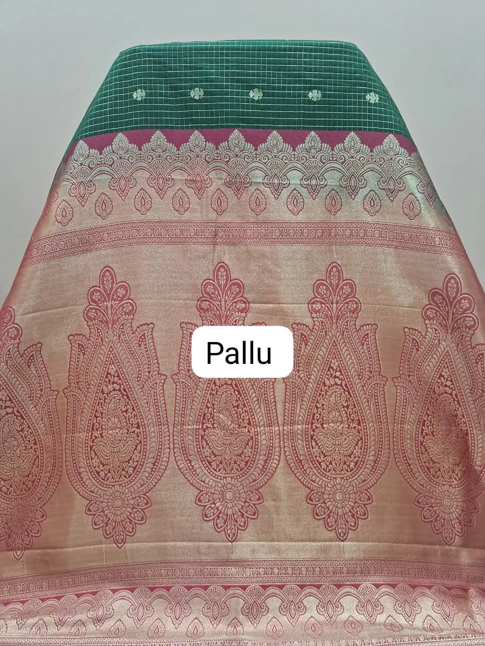 Green Kanchi Soft Silk Saree pallu