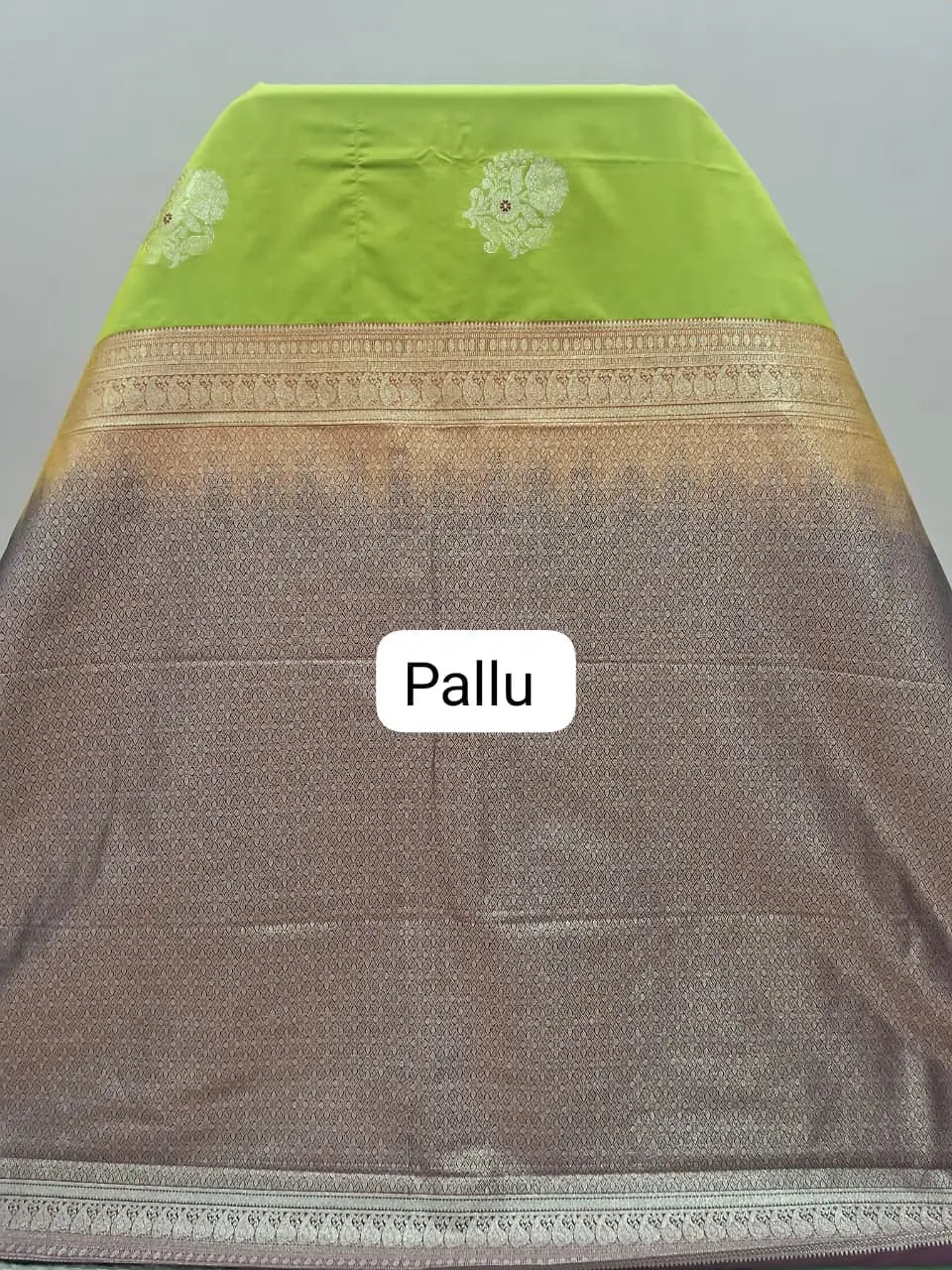 Parrot Green Kanchi Soft Silk Saree pallu
