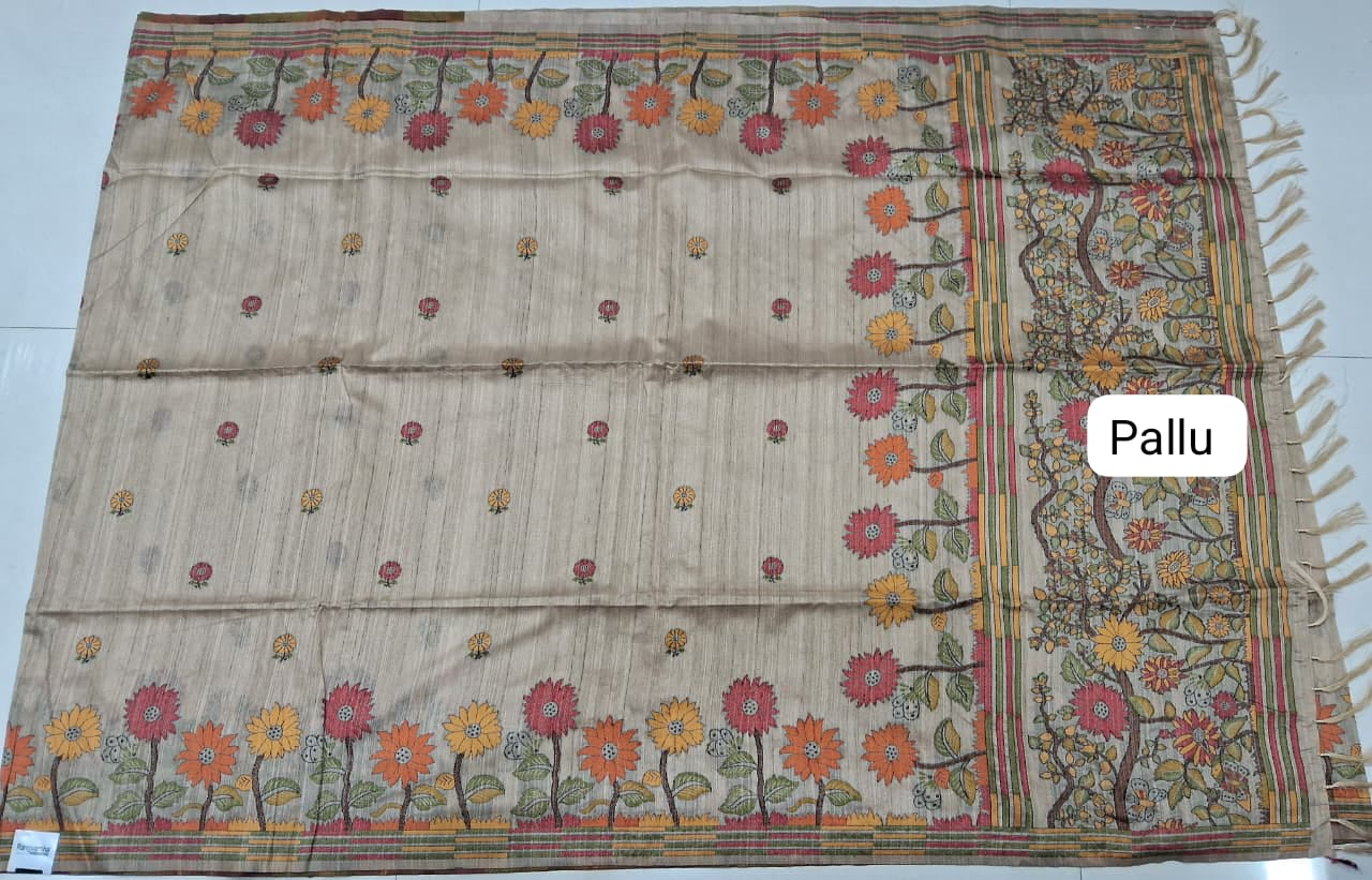 Beige Elegance Tussar Saree pallu