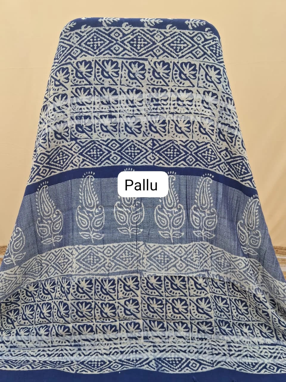 Dark Grey Linen Cotton Saree Pallu