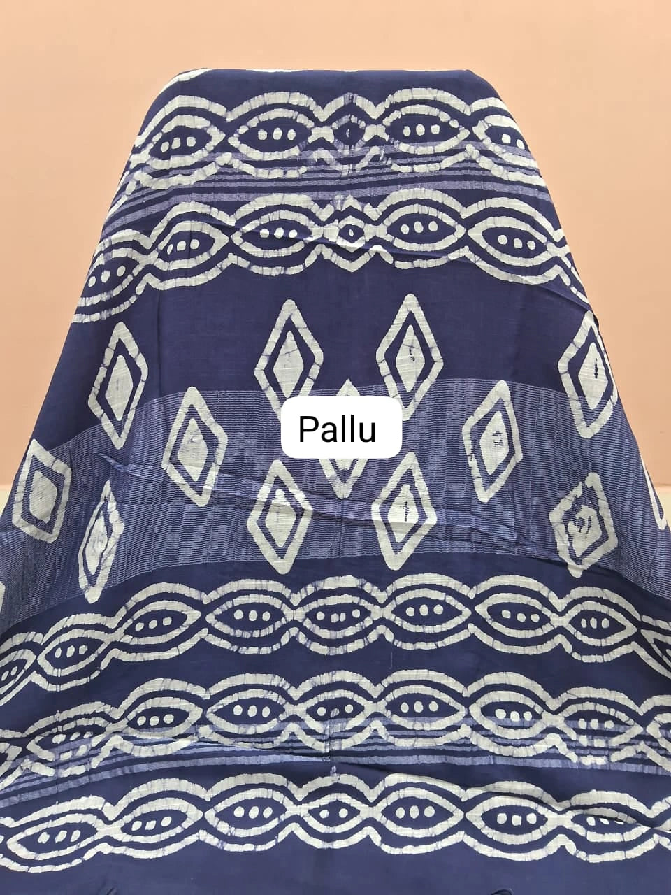 Off-White and dark grey shibori-printed Linen Cotton Saree Pallu