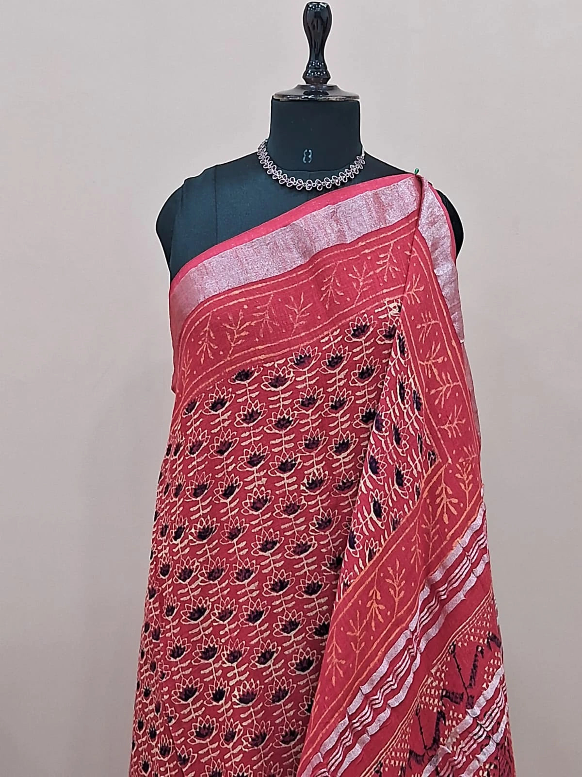 Red Linen Cotton Saree 1