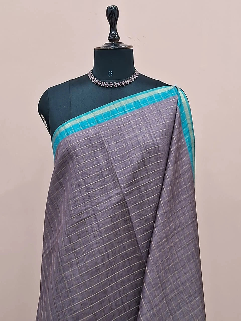 Grey Linen Saree 1