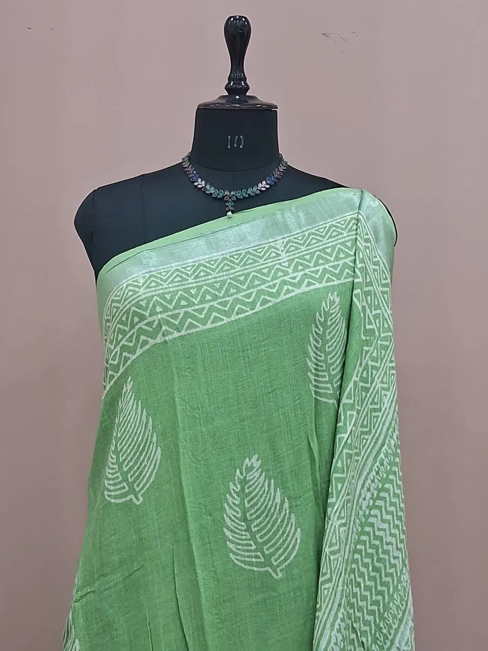 Leaf Green Linen Cotton Saree 1