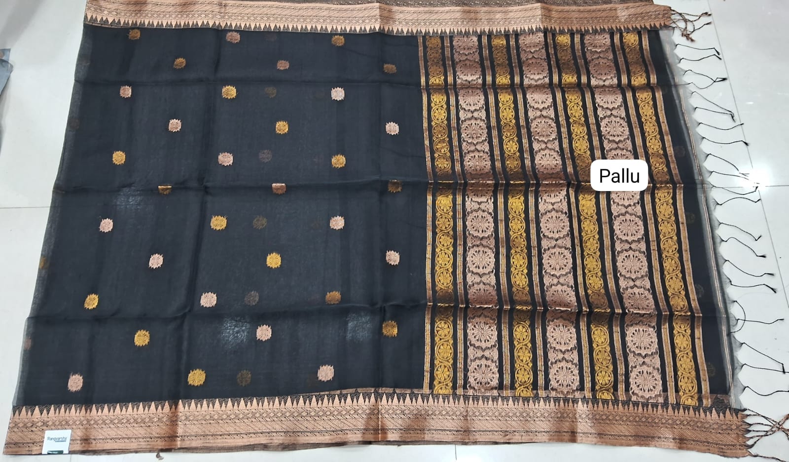 Black Muslin Saree pallu