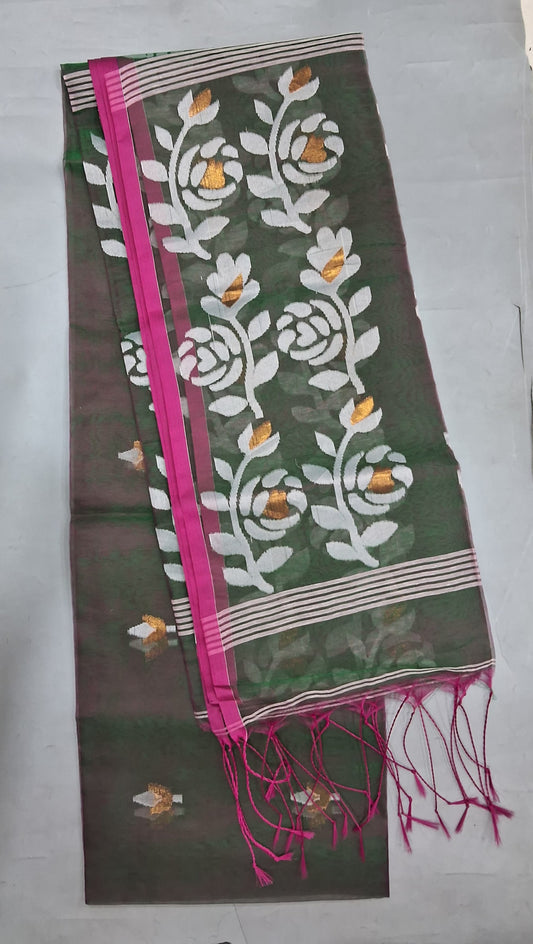 Dual shaded Green Muslin Saree 