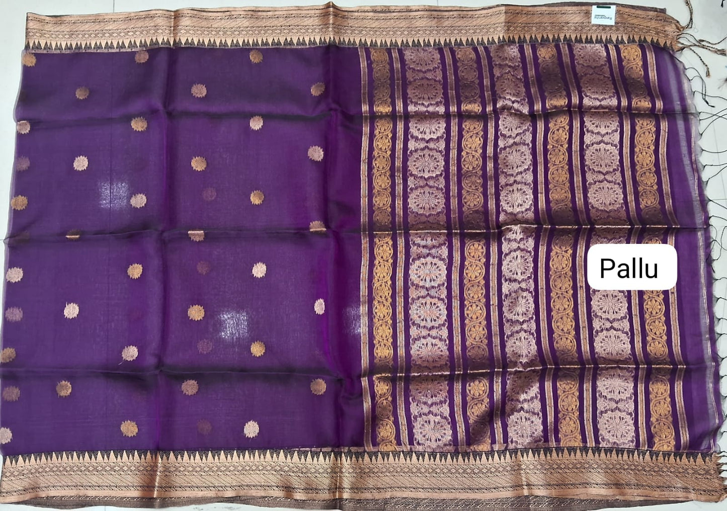 Wine Muslin Saree pallu