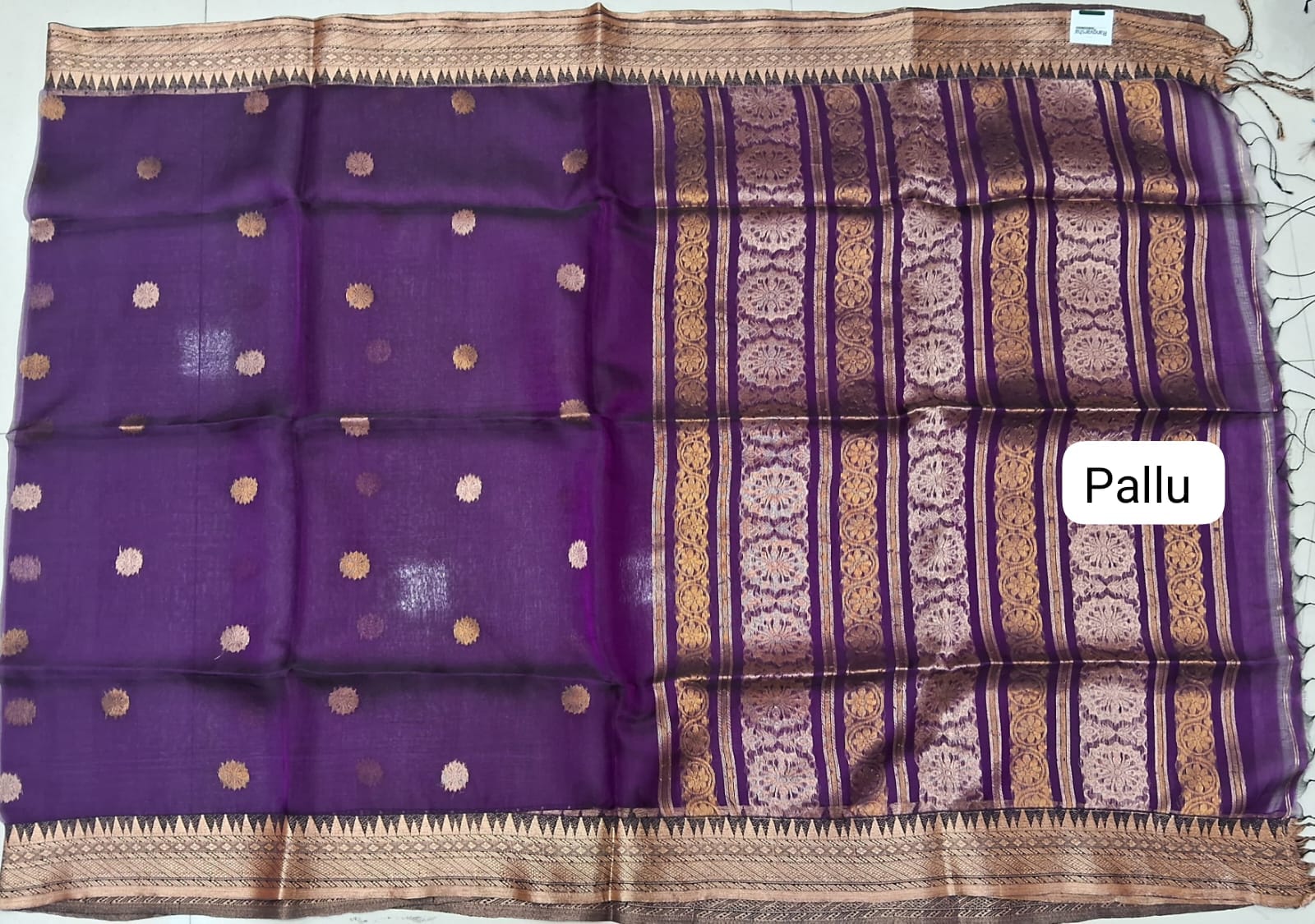 Wine Muslin Saree pallu