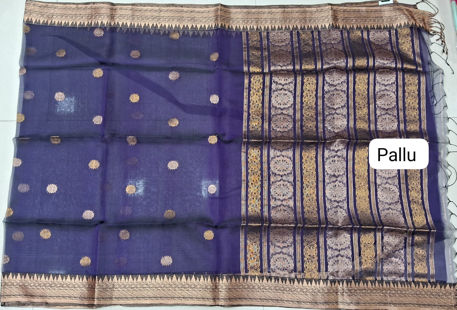 Navy Blue Muslin Saree pallu