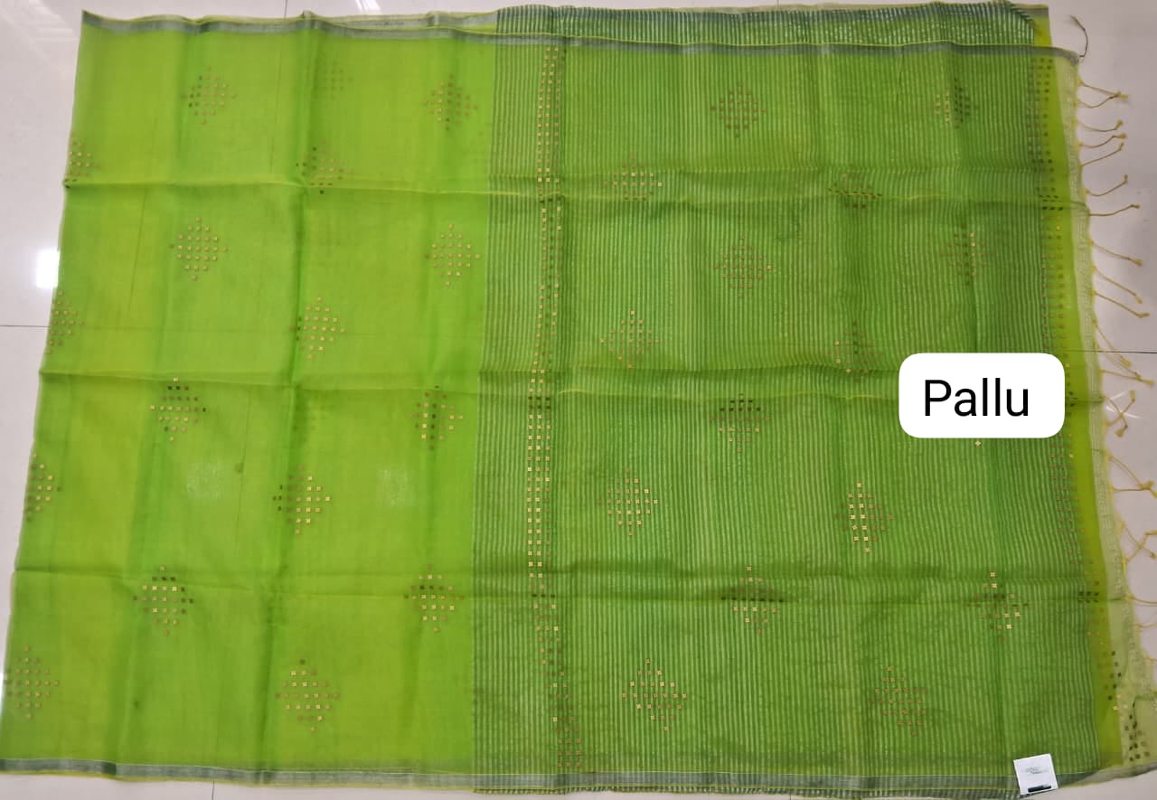 Parrot Green Muslin Saree Pallu