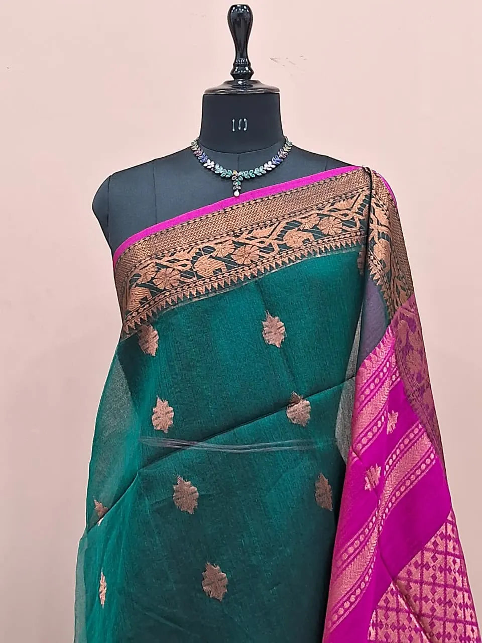 Peacock Green Muslin Saree 1