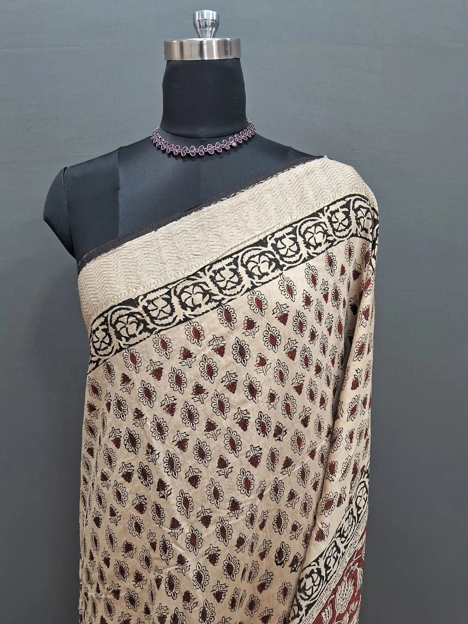 Beige Maheshwari Cotton Saree 1