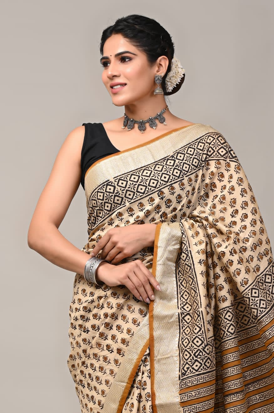 Beige Pure Maheshwari Cotton Saree