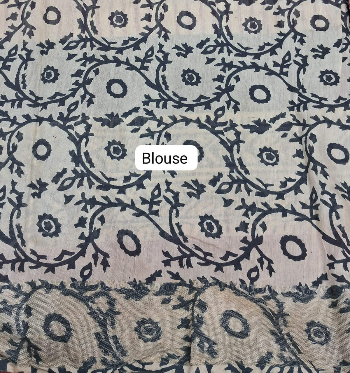 Cream Maheshwari Cotton Saree Blouse