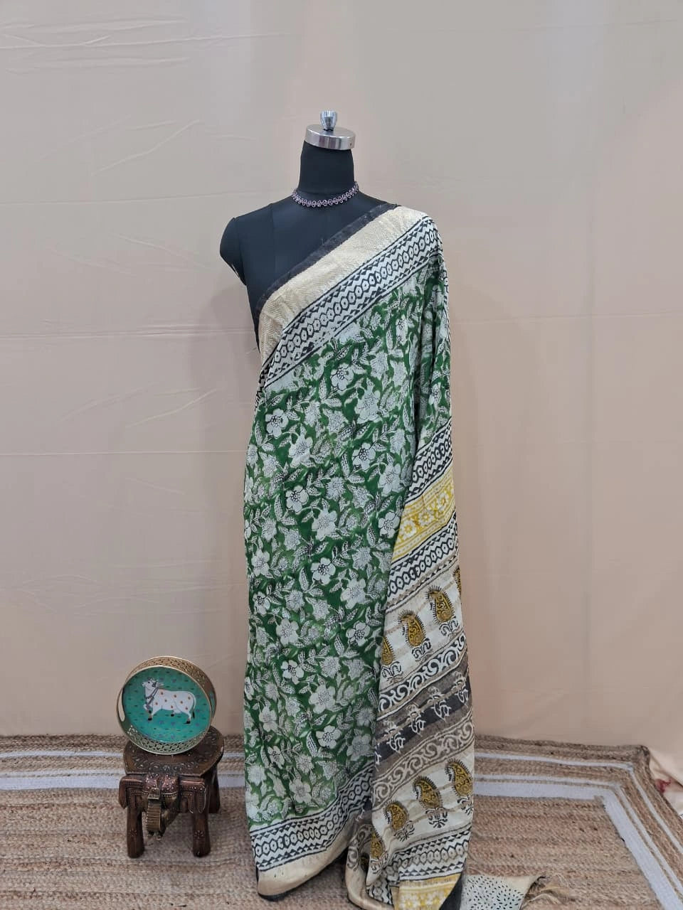 Emerald Green Maheshwari Cotton Saree