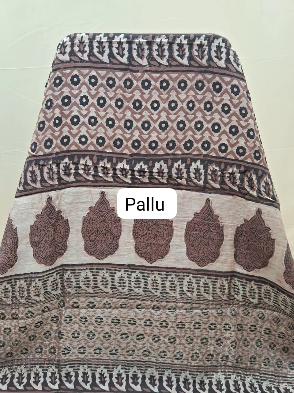 Traditional Peach Maheshwari Cotton pallu