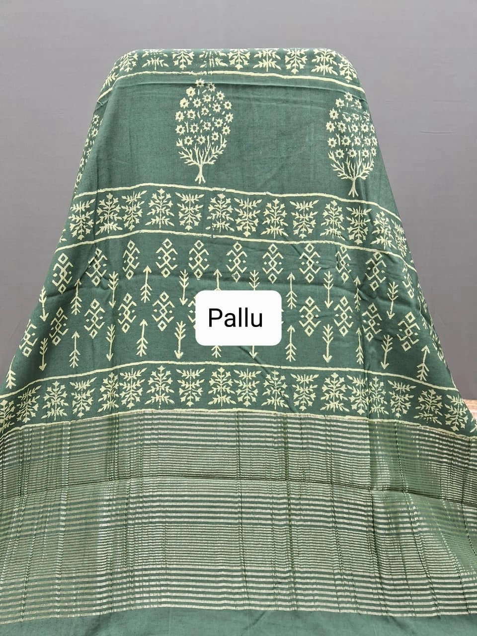 Green Maheshwari Cotton saree Pallu