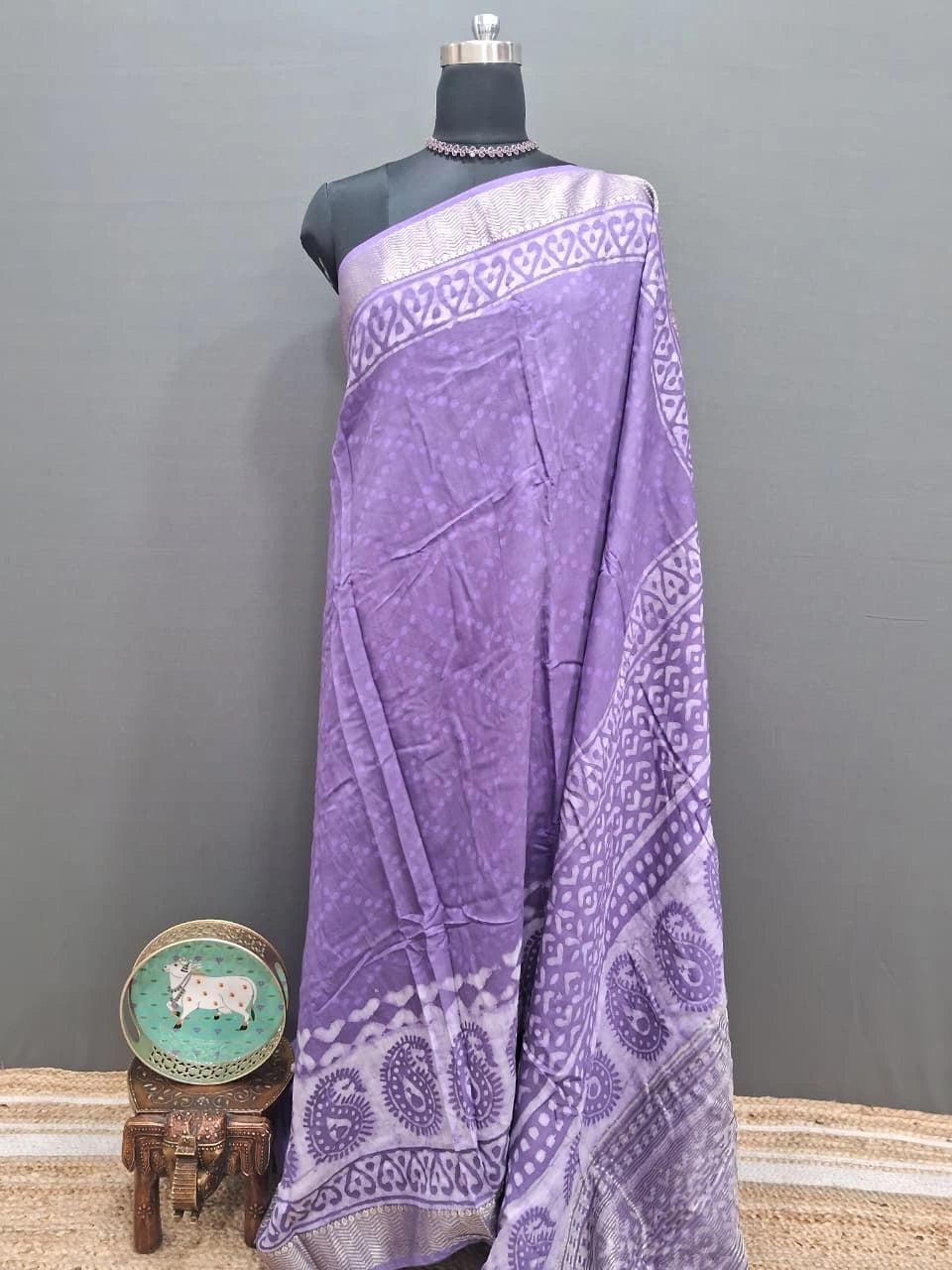 Purple Maheshwari Cotton Saree with Lavender Bandini Printed Body