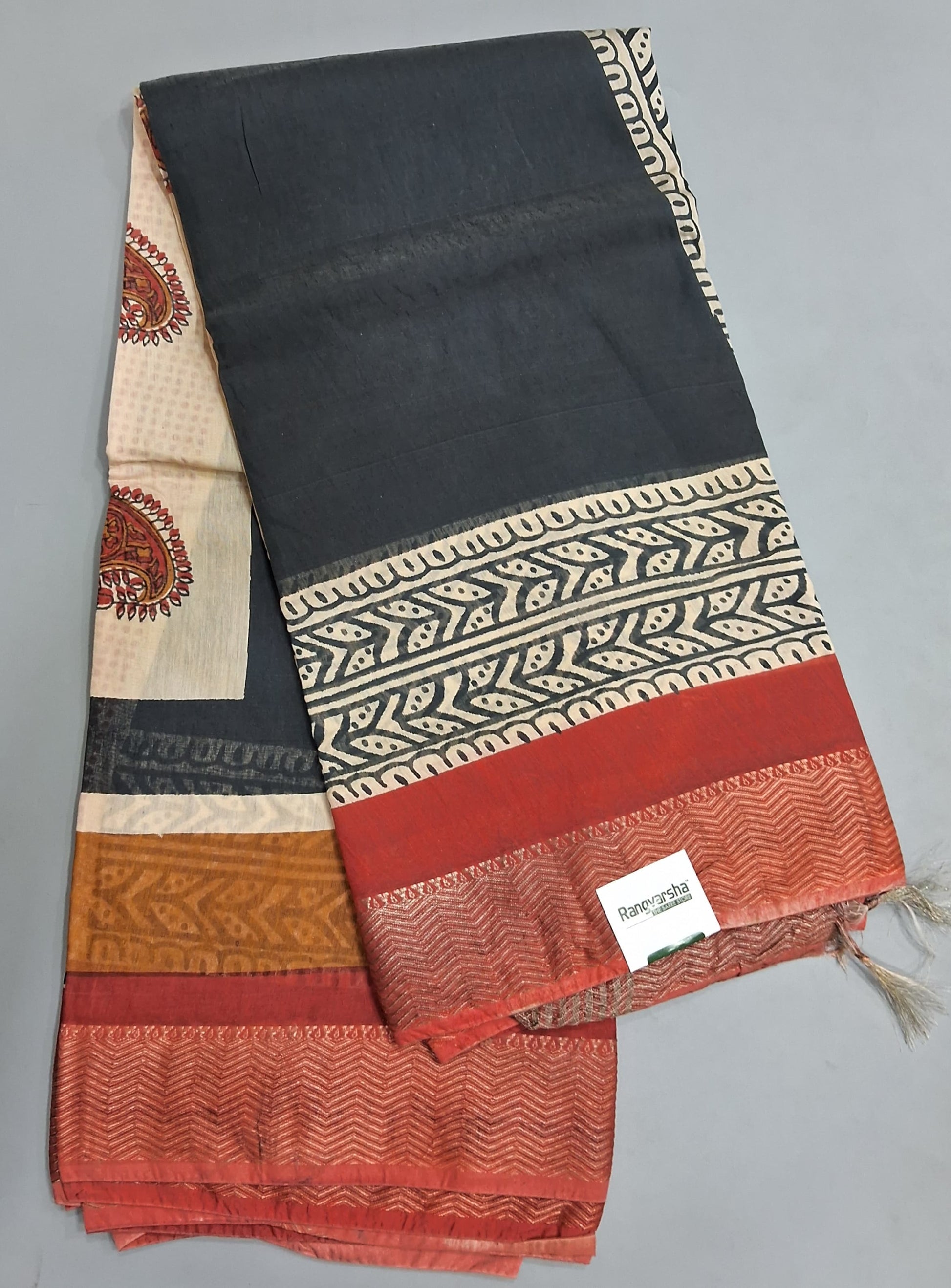 Black Plain Maheshwari Cotton Saree