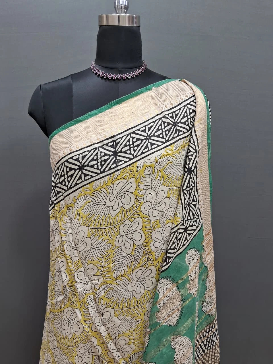 Light yellow Maheshwari cotton saree 1
