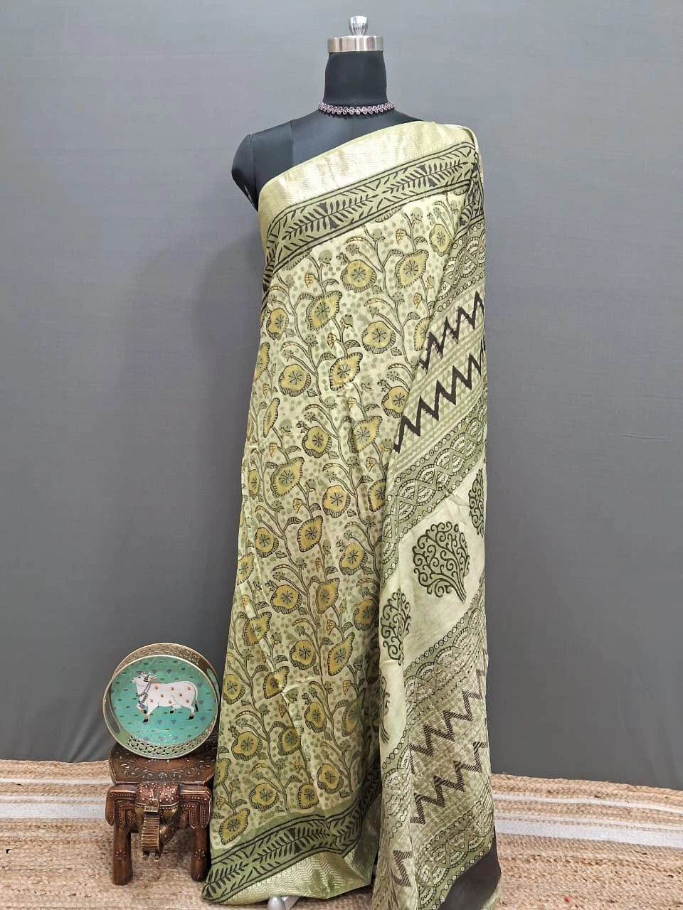 Mehendi green Maheshwari cotton saree