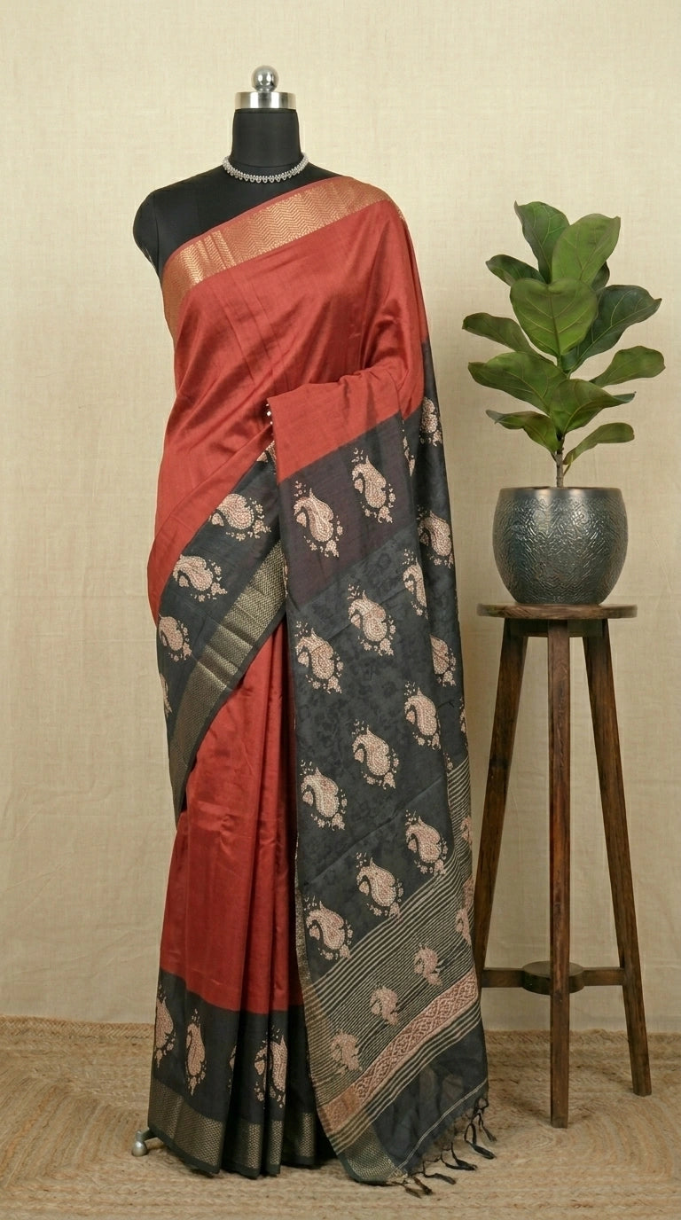 Red plain Maheshwari cotton saree