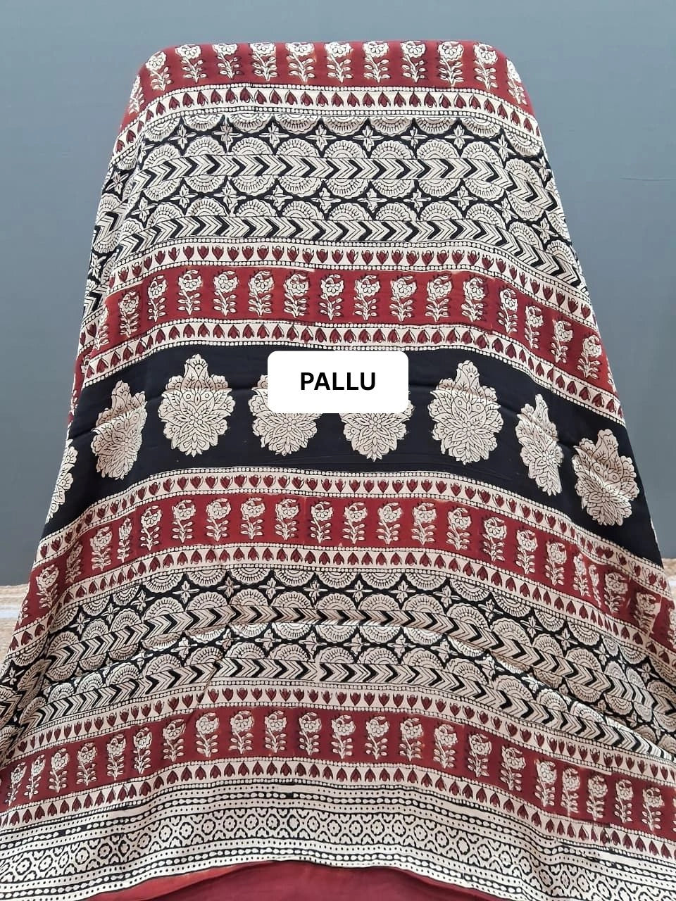 Red Modal Silk Saree pallu