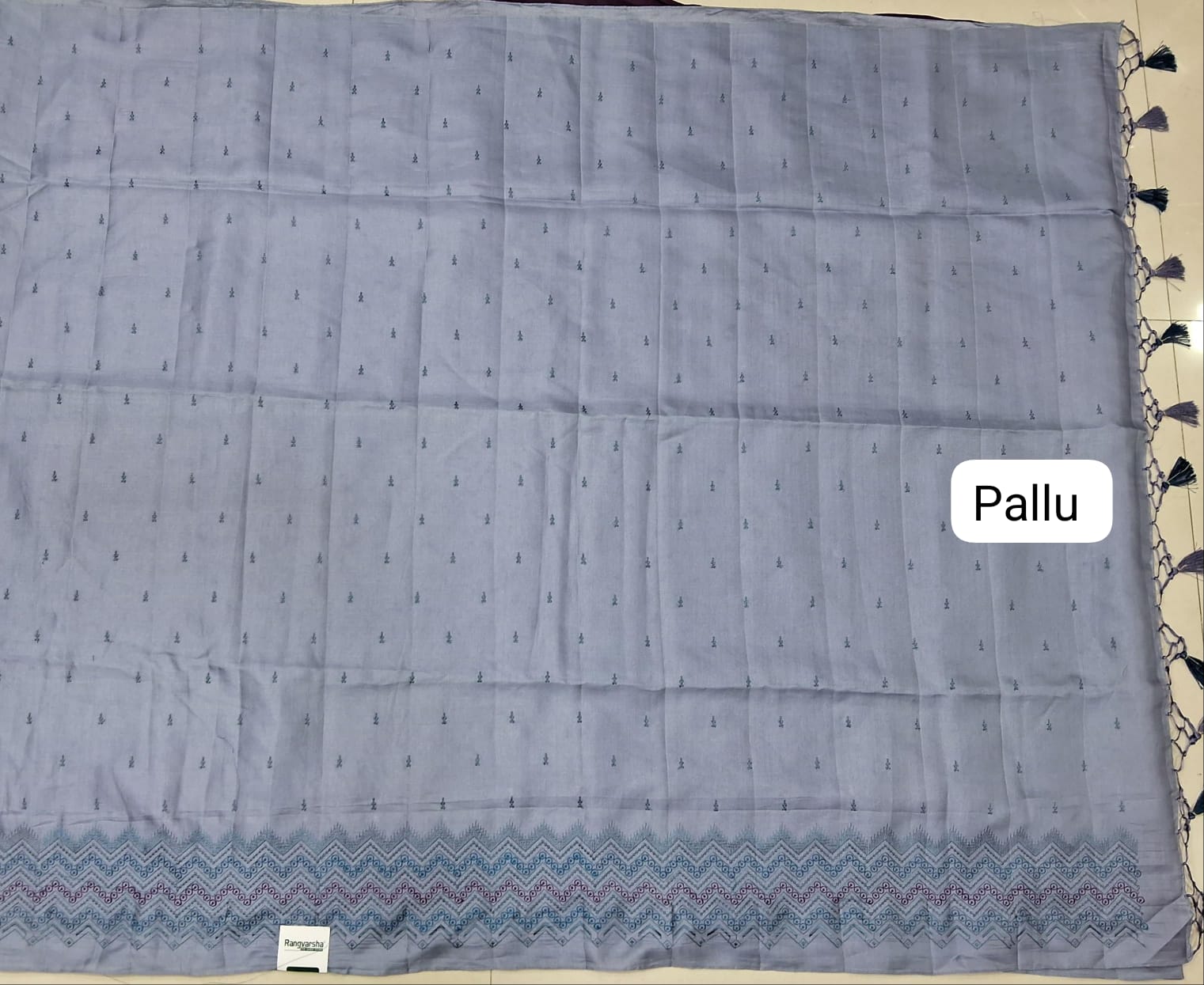 Metal Grey Matka Silk Saree pallu