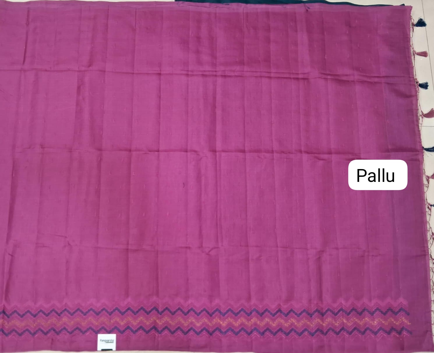 Dark Onion Pink Matka Silk Saree pallu